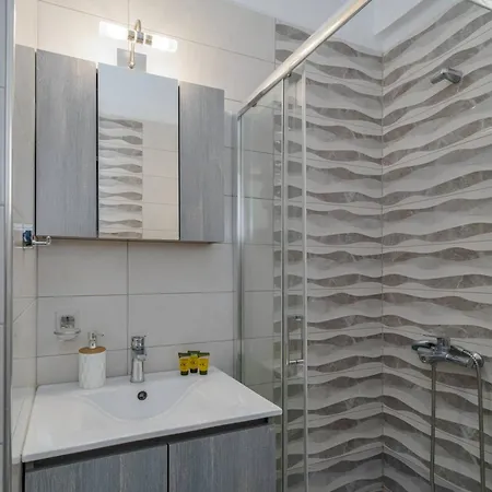 Heraklion Seaview Oasis Chic 2-Bed Boutique Apartment Heraklion (Crete)